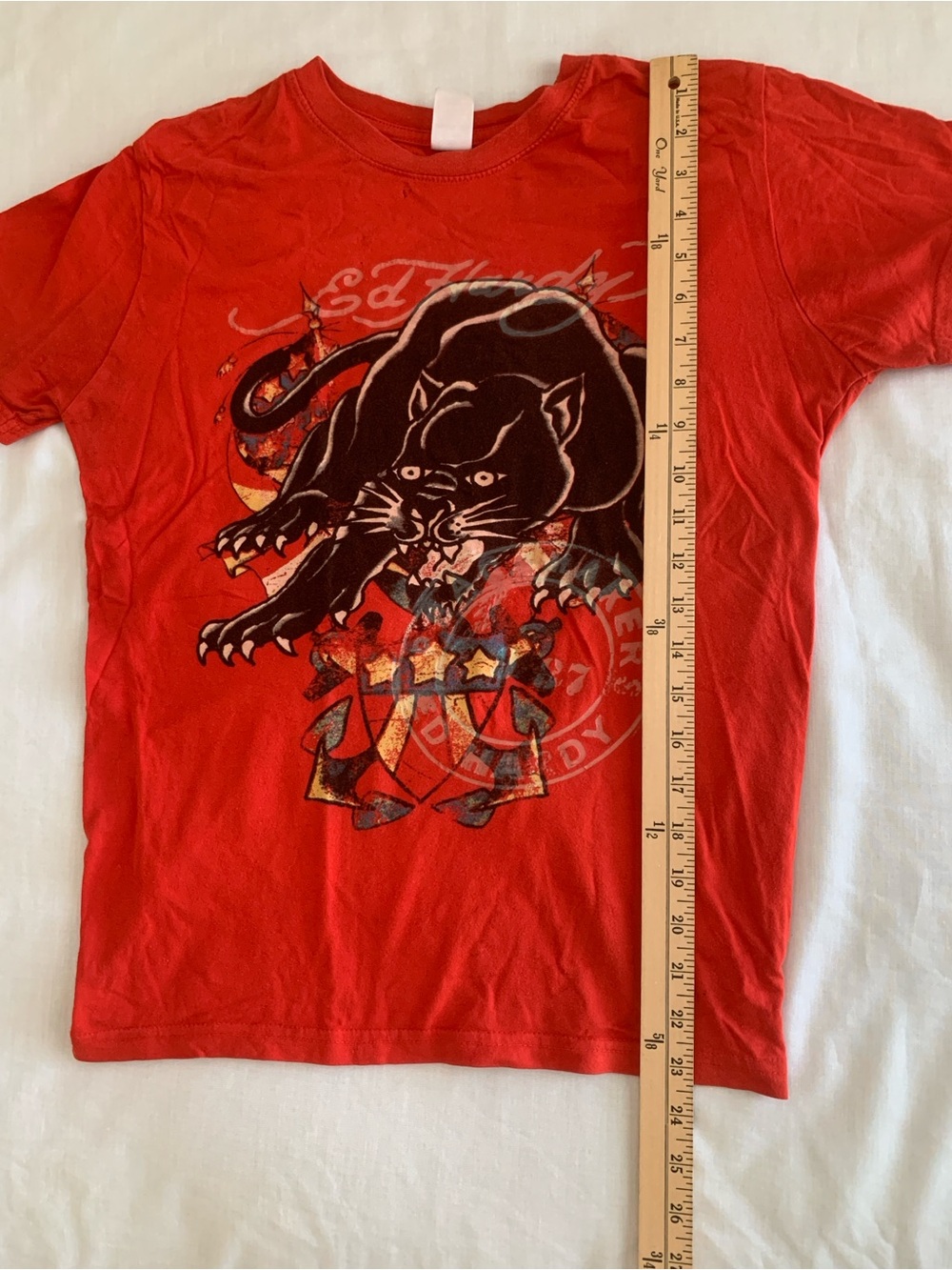 Ed Hardy Red Black Panther Graphic Tee Youth XL/14 Fits Women's Small Y2K - Picture 5 of 6